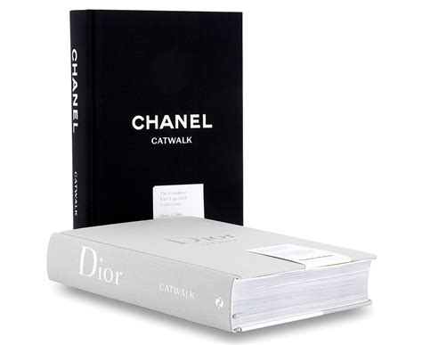 Chanel : The Complete Collections book by Adélia Sabatini, .